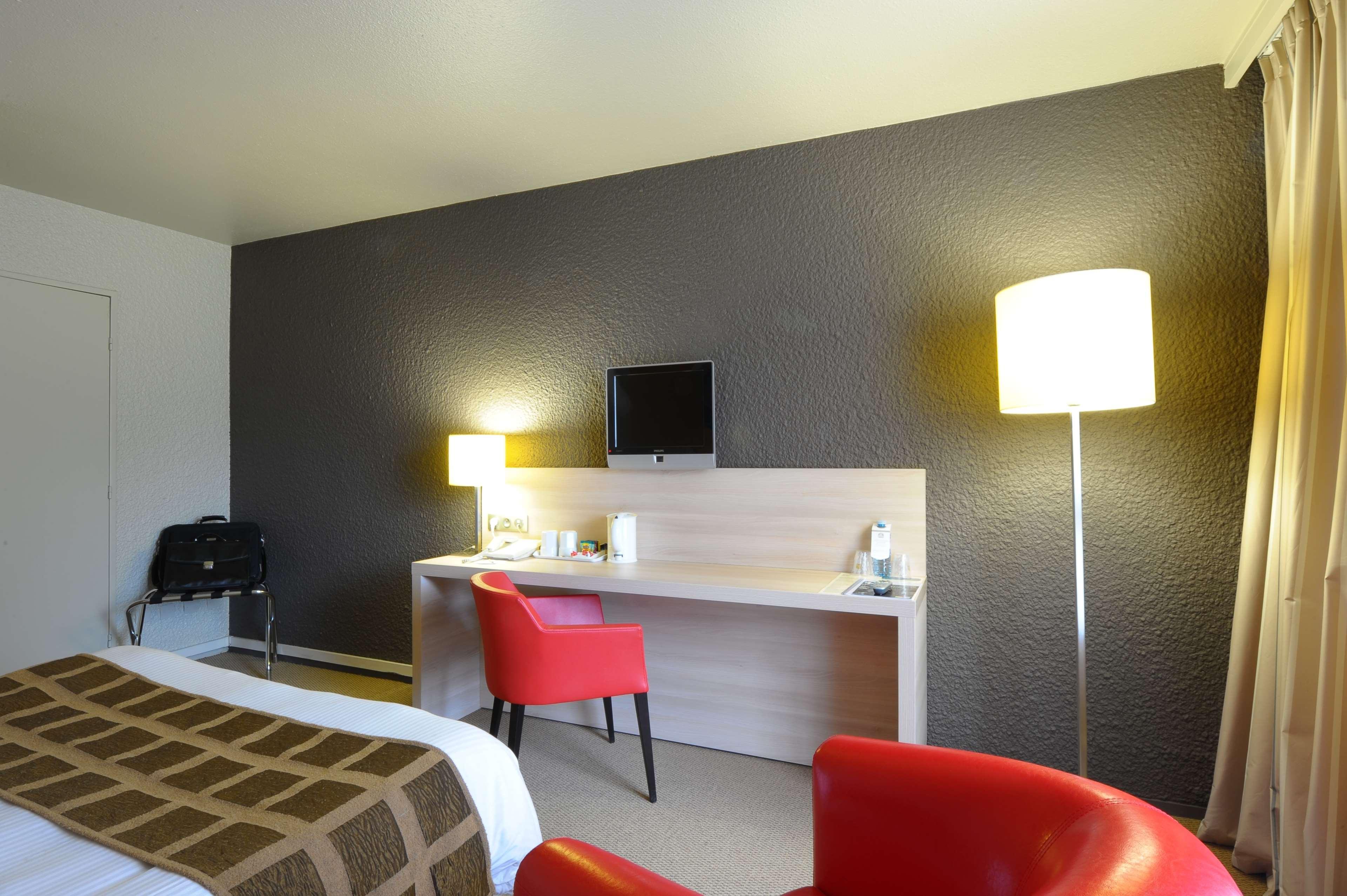 Best Western Porte Du Forez Andrezieux-Boutheon Exteriör bild
