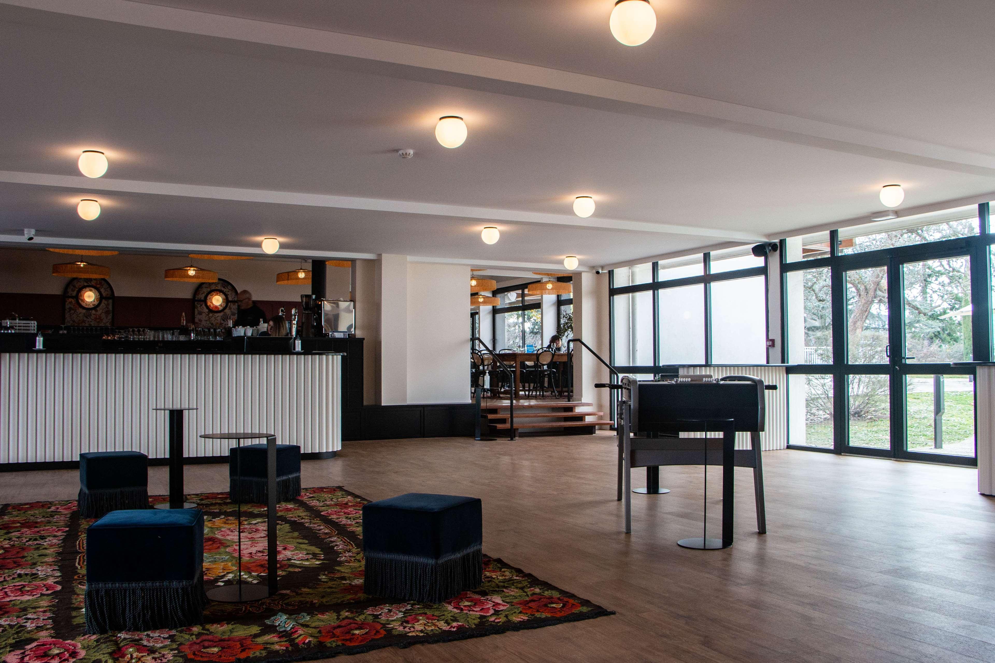 Best Western Porte Du Forez Andrezieux-Boutheon Exteriör bild