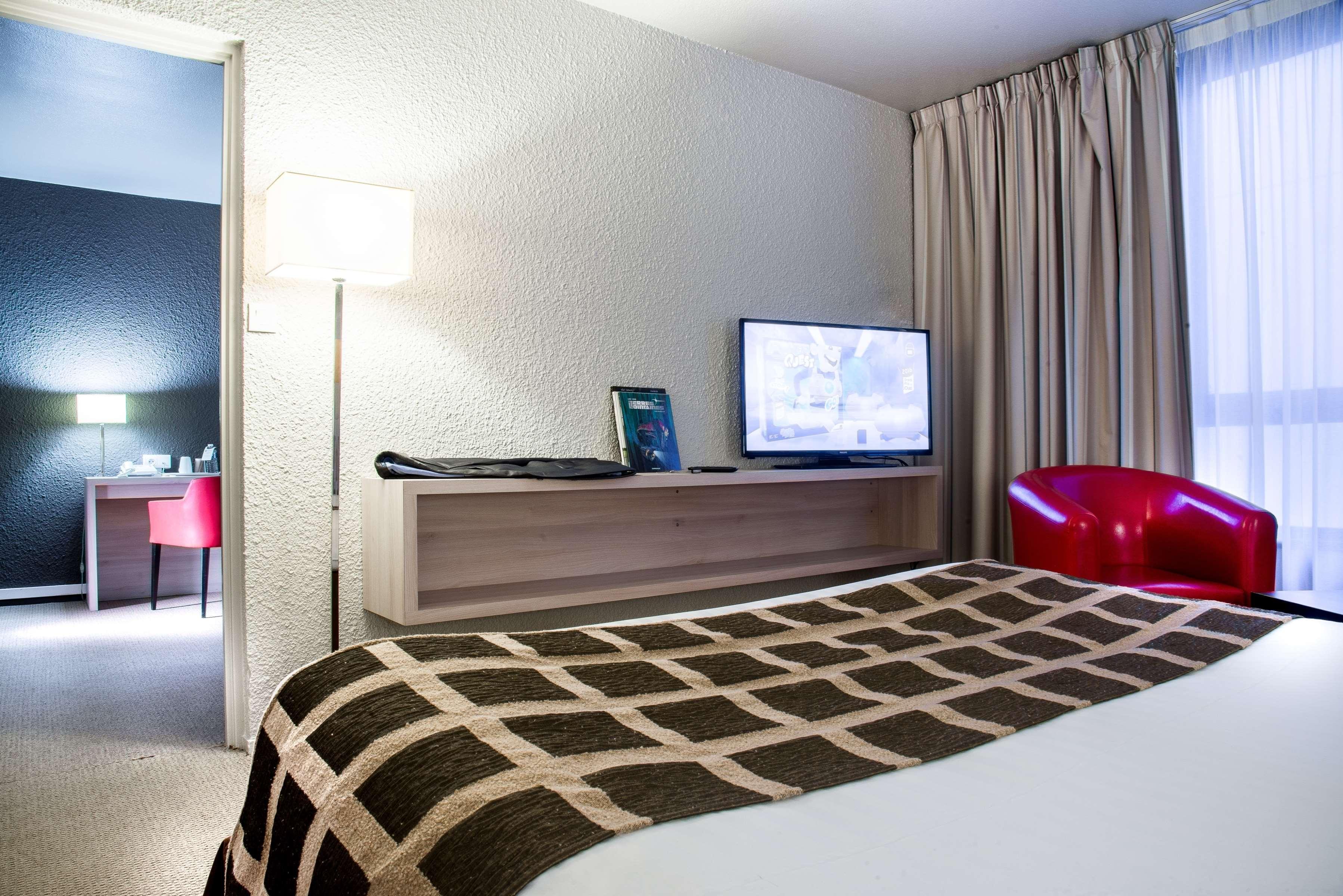 Best Western Porte Du Forez Andrezieux-Boutheon Exteriör bild
